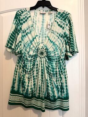 NWT Women's ECI New York Beaded Blouse Size XL